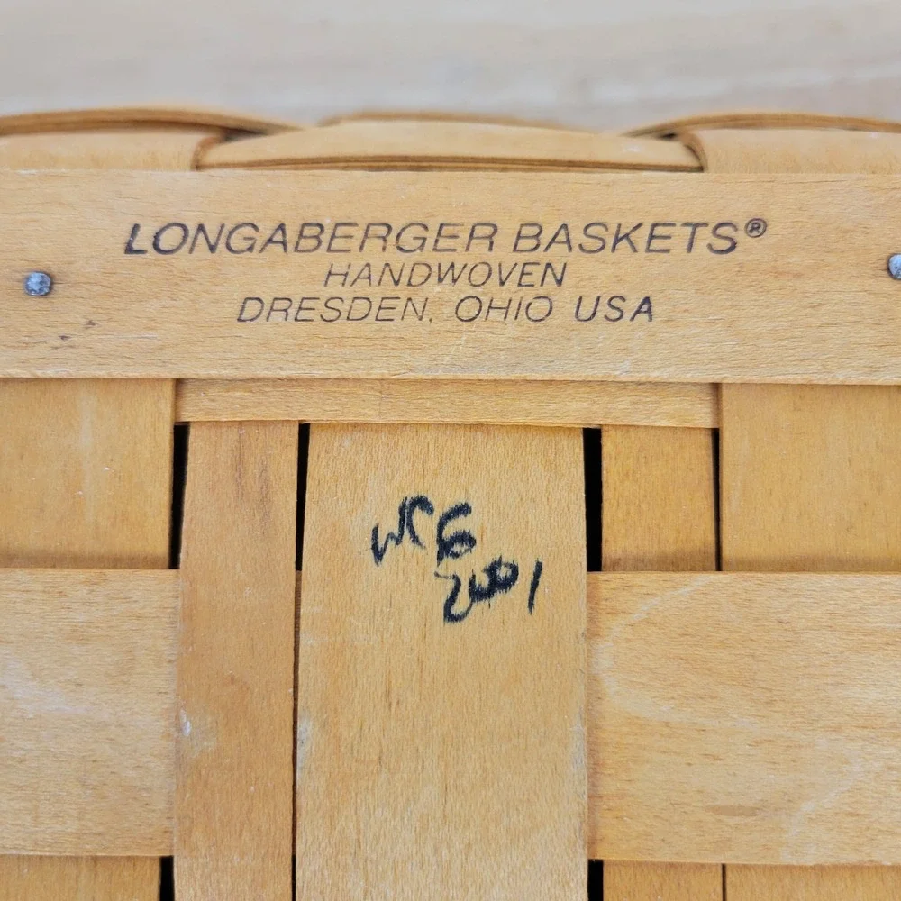 Vintge Longaberger Handwoven Wood Splint Storage Basket Leather Handles 2001 WC6